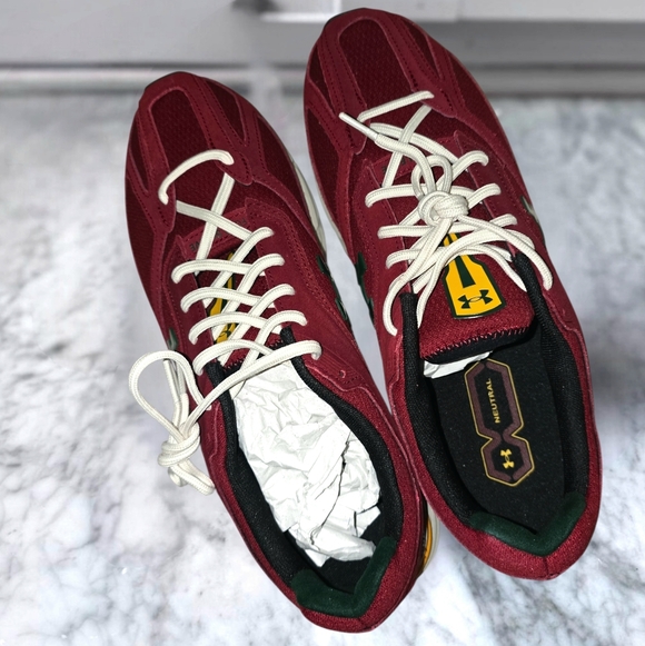 Under Armour UA Apparition Cardinal Shoes - Picture 3 of 6